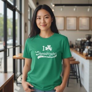 NWOT – Funny St. Patrick’s Day Women’s T-Shirt Shamrock Graphic Short Sleeve Tee
